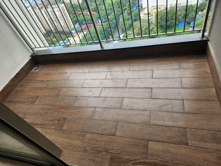 Balcony, kalpataru-paramount 2 Bedroom 672 Sq.Ft. Apartment In Kapur Bawdi Thane 7399489