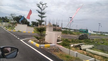  Plot For Sale in Poonamallee