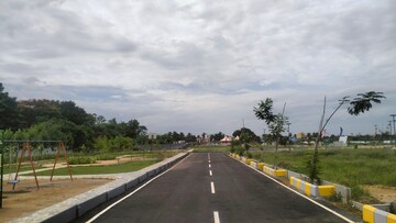  Plot For Sale in Poonamallee