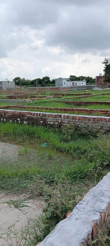  Plot For Sale in Bhopani Village