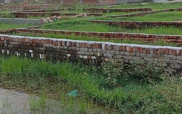 Plot For Sale in Bhopani Village
