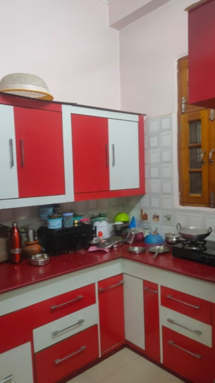 Kitchen, krishna nagar 3 Bedroom 1800 Sq.Ft. Independent House In Krishna Nagar Lucknow 7399750