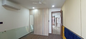 Room in 3 BHK Apartment at Jubilee Hills – for Sale