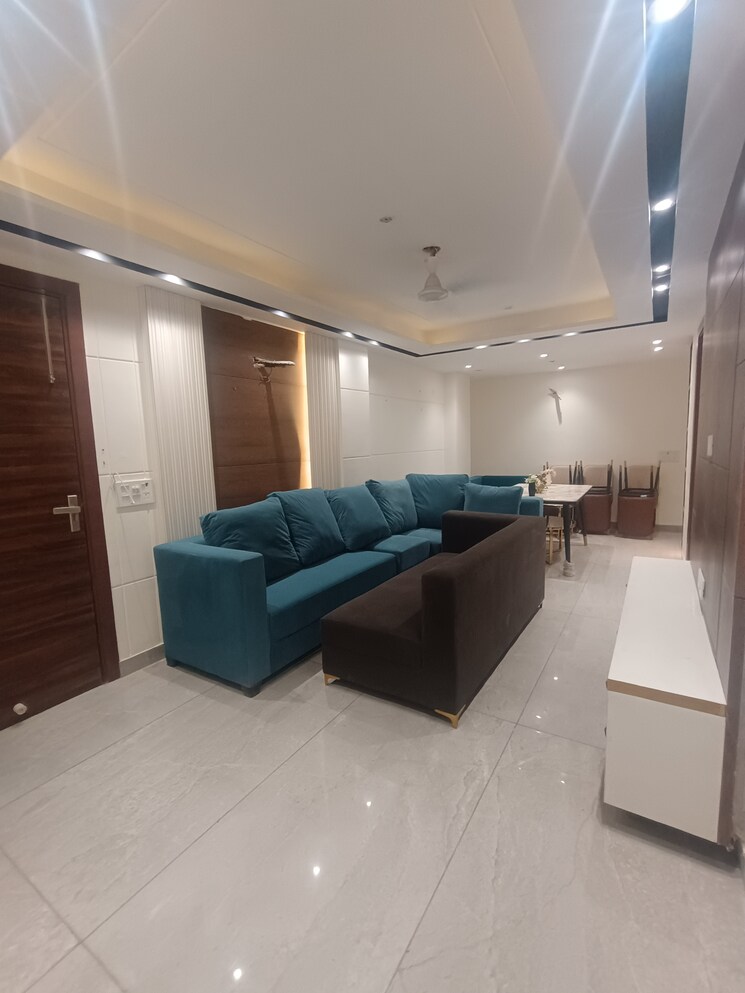 Master Bedroom, uttam nagar 4 Bedroom 120 Sq.Yd. Builder Floor In Uttam Nagar Delhi 7399957