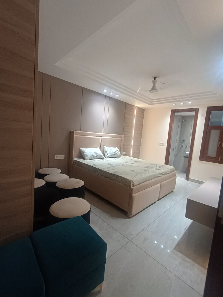 Bathroom, uttam nagar 4 Bedroom 120 Sq.Yd. Builder Floor In Uttam Nagar Delhi 7399957