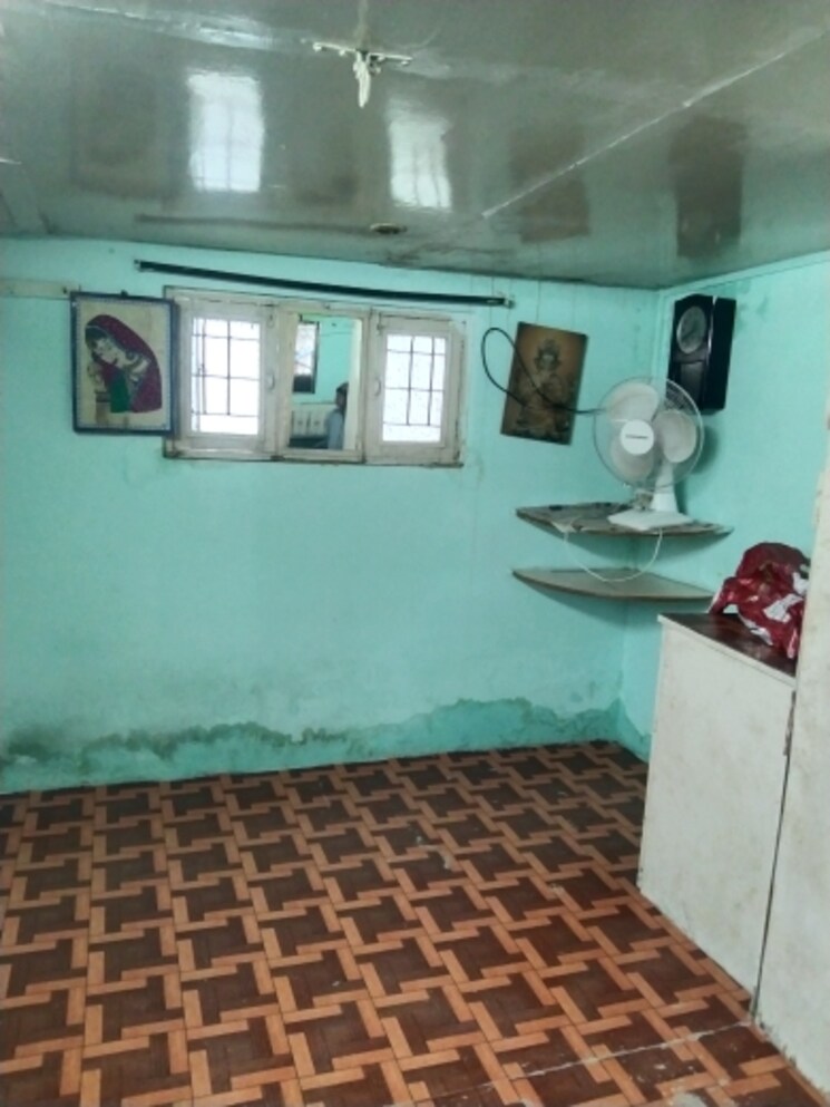  Parking, shree-ram-niwas 1 RK 350 Sq.Ft. Independent House In Shivajinagar Pune 7399972