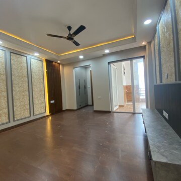 Room in 4 BHK Builder Floor at Puri Aman Vilas, Sector 89 – for Sale