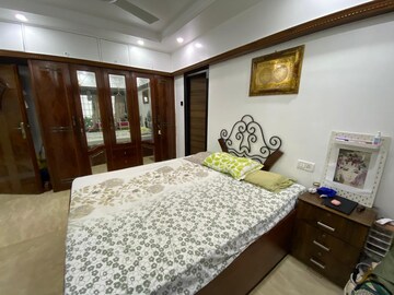 Bedroom in 2 BHK Apartment at Dev Shakti, Santacruz West – for Sale