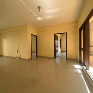 Living Room in 3.5 BHK Apartment at RPS Savana, Sector 88 – for Sale