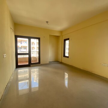 Room in 3.5 BHK Apartment at RPS Savana, Sector 88 – for Sale