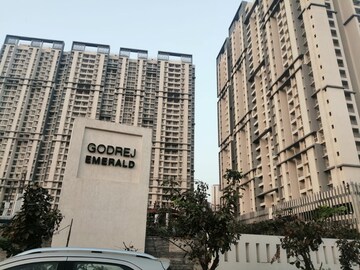 2 BHK Apartment For Sale in Godrej Emerald, Ghodbunder Road