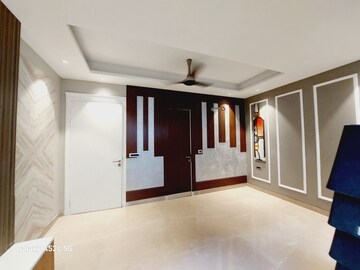 Room in 1 BHK Apartment at Raheja Sampada, Sector 92 – for Sale