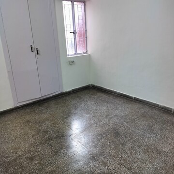 Room in 2 BHK Apartment at Munirka – for Sale