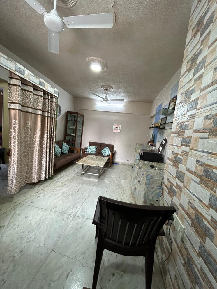  Parking, city-tower-chs 2 Bedroom 850 Sq.Ft. Apartment In Wadala Mumbai 7400963