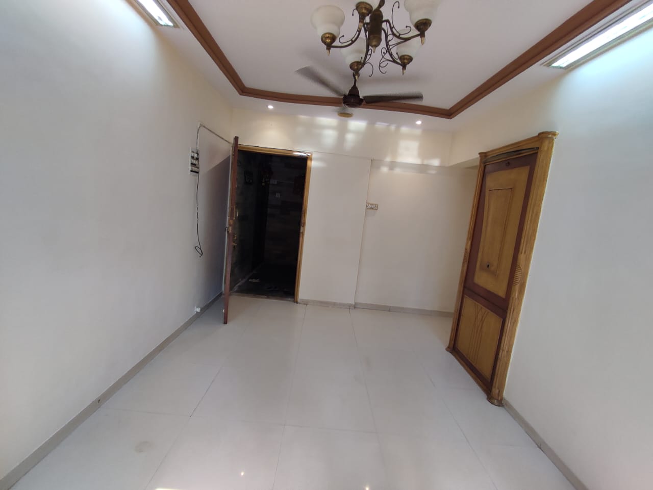 2 BHK Apartment For Resale in Dedhia Harshgiri Dahisar East Mumbai  7401395