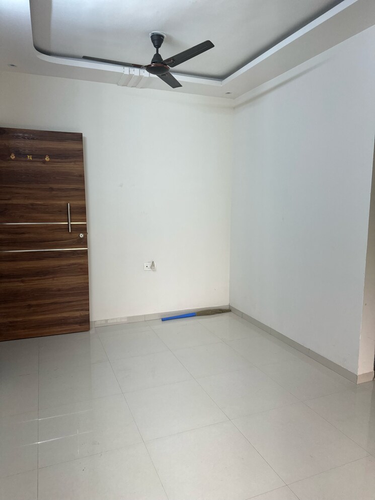 Living Room, savera-devtara-heights 1 Bedroom 572 Sq.Ft. Apartment In Beverly Park Thane 7401997