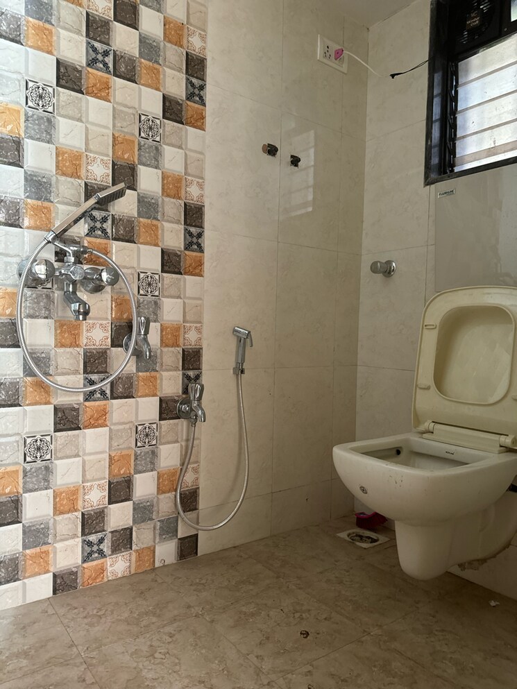 Bathroom, savera-devtara-heights 1 Bedroom 572 Sq.Ft. Apartment In Beverly Park Thane 7401997