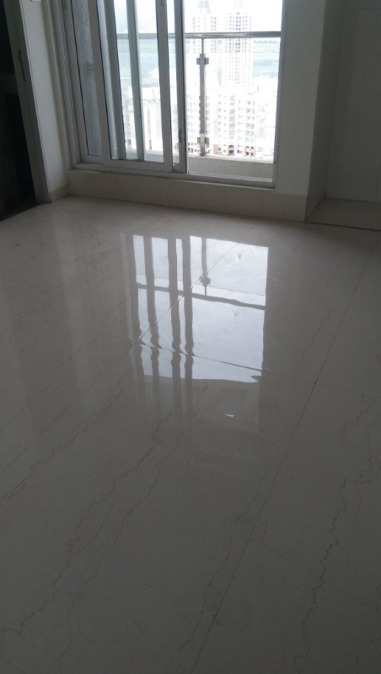 Room, rosa-manhattan 3 Bedroom 897 Sq.Ft. Apartment In Ghodbunder Road Thane 7402104