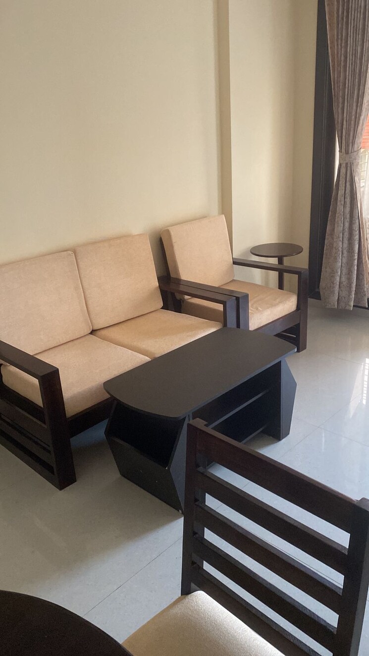 Room, sbi colony Pg For Boys & Girls In Sbi Colony 7402827