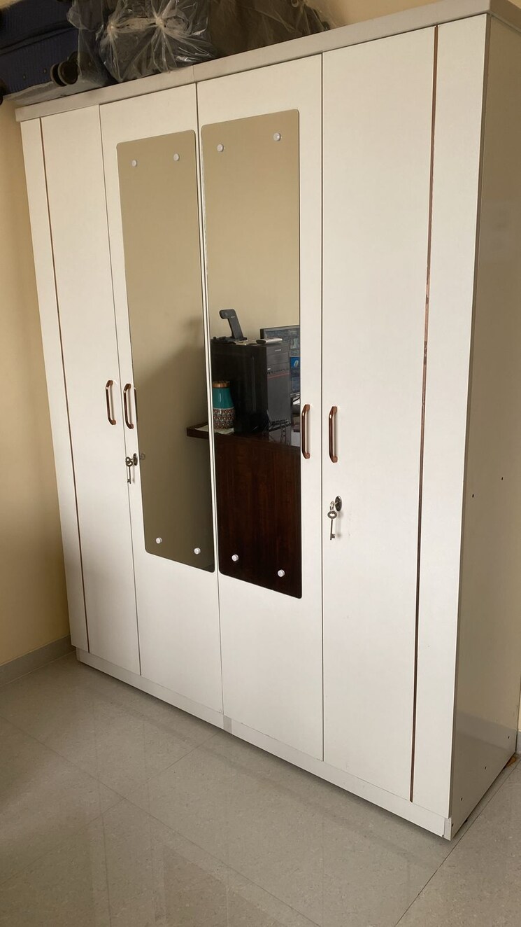 Bathroom, sbi colony Pg For Boys & Girls In Sbi Colony 7402827