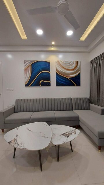 Bathroom in 1.5 BHK Apartment at Amanora Gold Towers, Hadapsar – for Sale