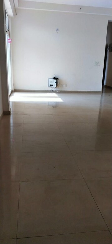 Room in 2 BHK Apartment at Mahagun Mywoods, Sector 16c Greater Noida – for Sale