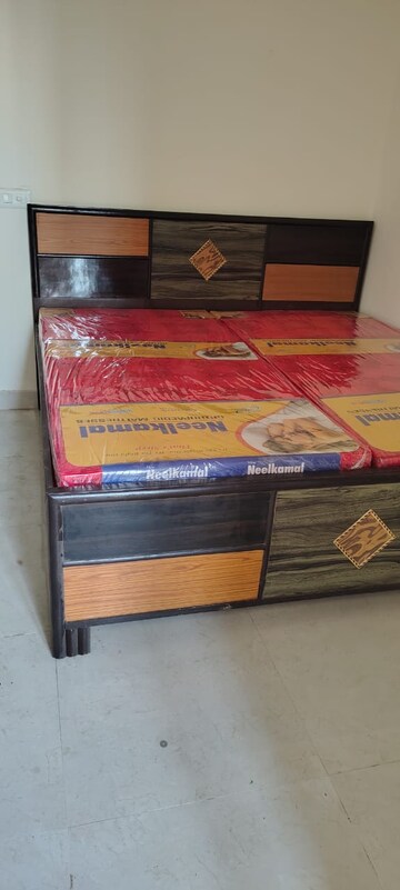 Bedroom in 1.5 BHK Apartment at Signature Global Synera, Sector 81 – for Sale