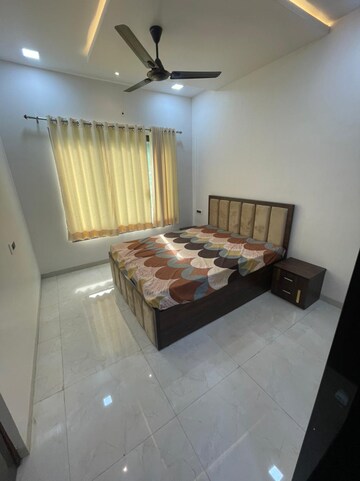 Room in 1 BHK Apartment at Naigaon East – for Sale