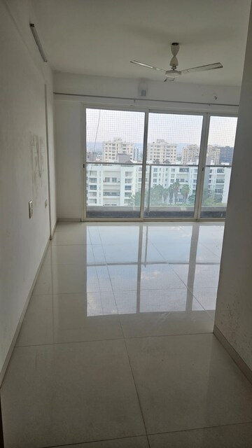 Room in 3 BHK Apartment at Mundhwa – for Sale