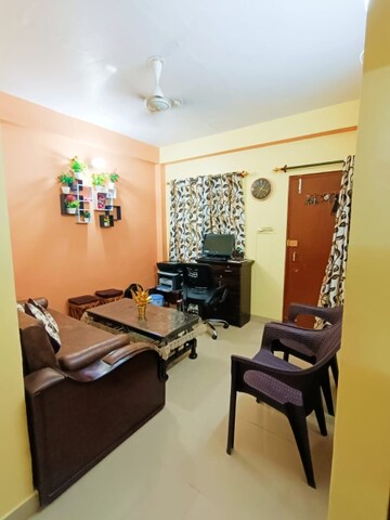 Living Room in 1 BHK Builder Floor at Chinhat – for Sale