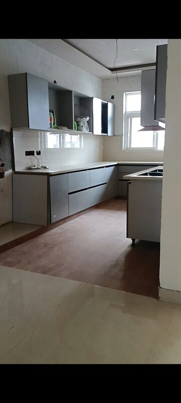 4 BHK Builder Floor For Sale in BPTP Eden Estate, Sector 81