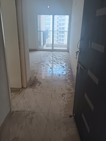 Bathroom in 3 BHK Apartment at Gaur Yamuna City 16th Park View, Gaur Yamuna City – for Sale