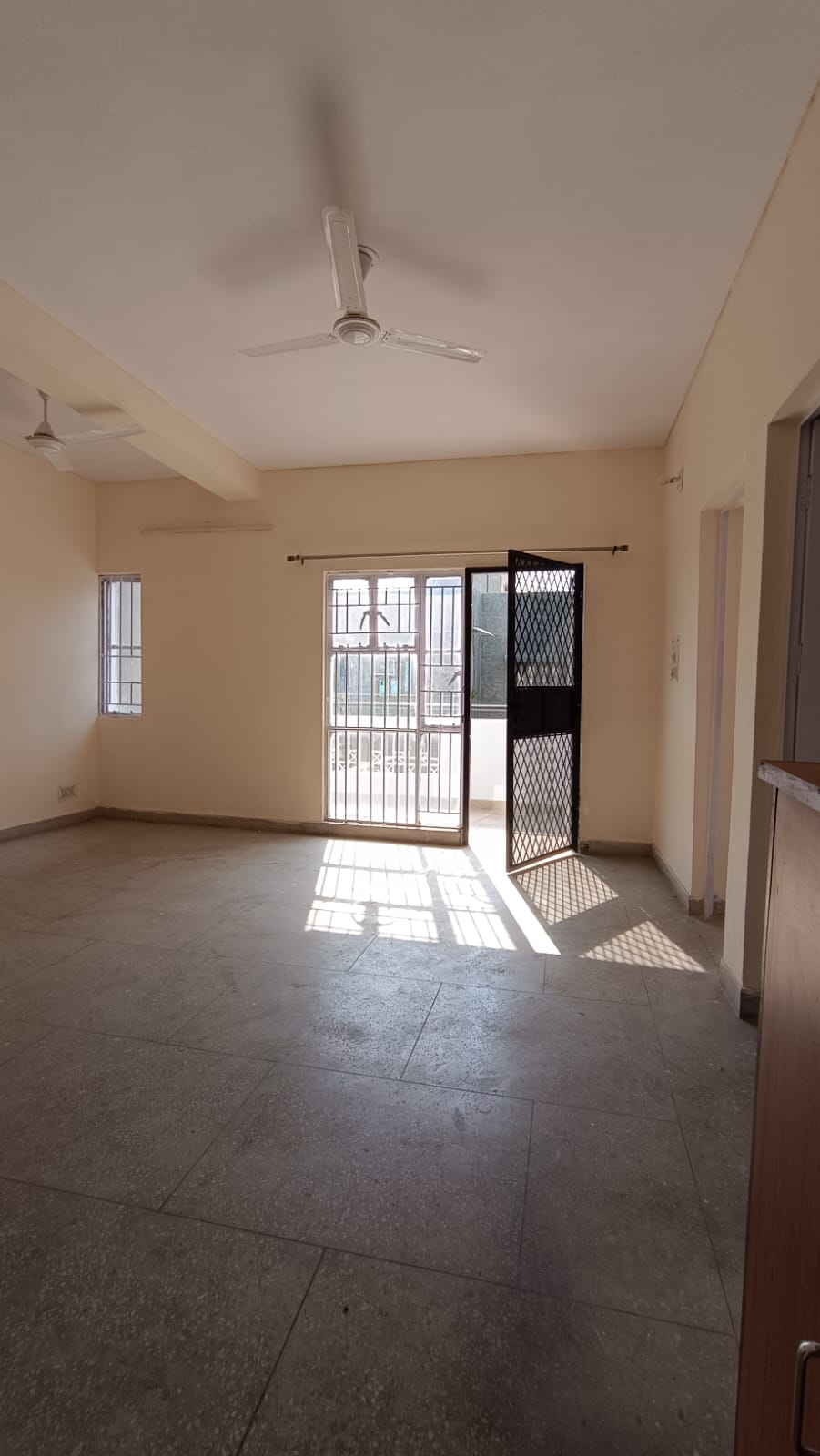 2 BHK Apartment For Rent in Milansaar Complex Apartments Paschim Vihar Delhi  7404425