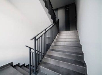 Staircase in 3 BHK Builder Floor at Bansal Homes, Green Fields Colony – for Sale