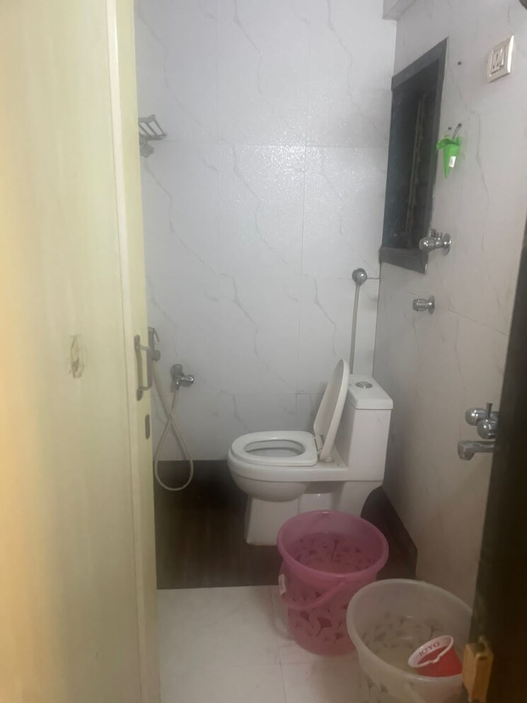 Bathroom, sai-nath-chs-kopar-khairane 2 Bedroom 1239 Sq.Ft. Apartment In Kopar Khairane Navi Mumbai 7404880