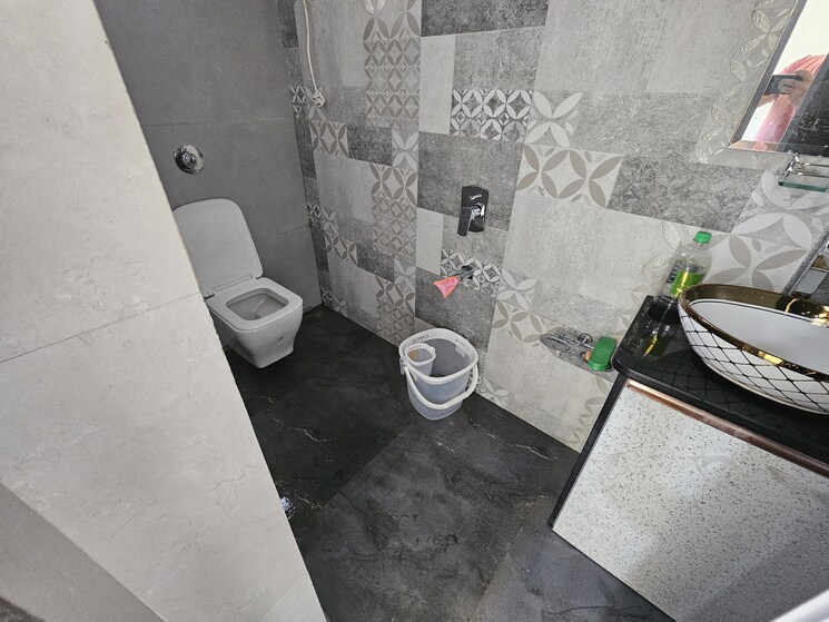 Bathroom, hatdia-ison-height 2 Bedroom 1037 Sq.Ft. Apartment In Lower Parel Mumbai 7405032