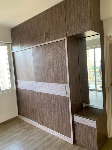 Room in 1.5 BHK Apartment at Signature Global Synera, Sector 81 – for Sale