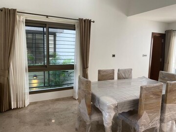 Parking in 5 BHK Apartment at Sobha International City Phase 1, Sector 109 – for Sale