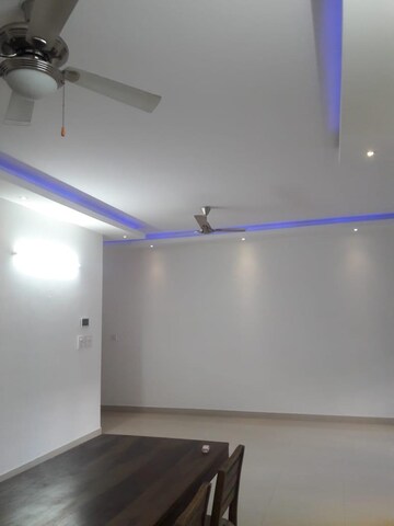 Furnished Amenities in 3 BHK Apartment at Vaishnavi Splendour, New Bel Road – for Rent