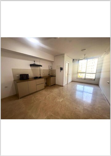 1 RK Apartment For Sale in Hiranandani Estate Solitaire C, Ghodbunder Road