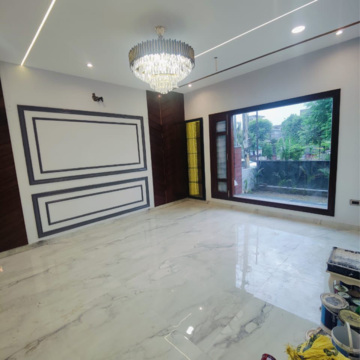 Room in 5 BHK Independent House at Sunny Enclave – for Sale