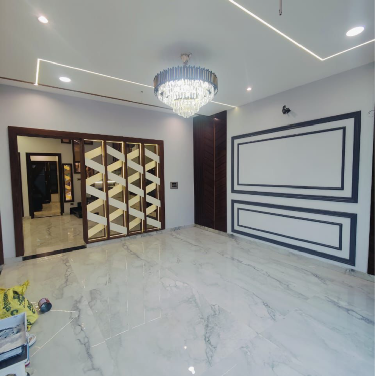 Room, sunny enclave 5 Bedroom 220 Sq.Yd. Independent House In Sunny Enclave Mohali 7406668