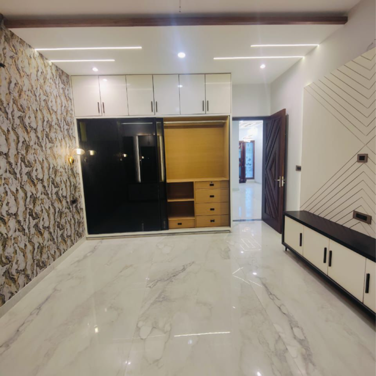 Kitchen, sunny enclave 5 Bedroom 220 Sq.Yd. Independent House In Sunny Enclave Mohali 7406668