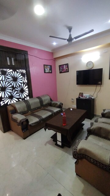 Living Room in 2 BHK Apartment at Bulland Heights, Sain Vihar – for Sale