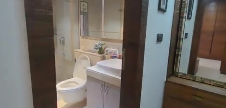 Bathroom, kalpataru-radiance 3.5 Bedroom 1800 Sq.Ft. Apartment In Goregaon West Mumbai 7406737