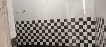 Bathroom in 2 BHK Independent House at Safedabad – for Sale
