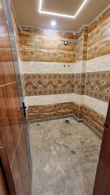 Balcony in 3 BHK Builder Floor at Uttam Nagar – for Sale