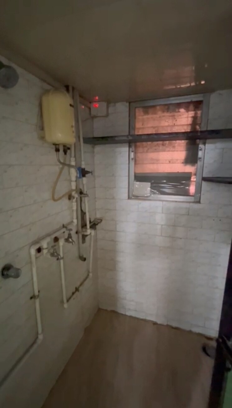 Bathroom, beth-shalom-chs 1.5 Bedroom 700 Sq.Ft. Apartment In Dhobi Ali Thane 7407187