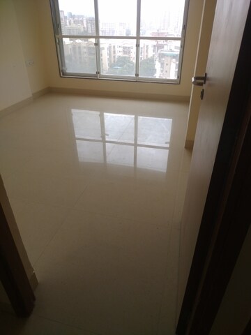 Room in 3 BHK Apartment at Rajasthan CHS, Andheri East – for Sale