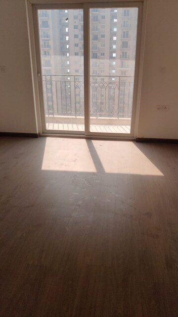 Room in 3 BHK Apartment at ATS Le Grandiose, Sector 150 – for Sale